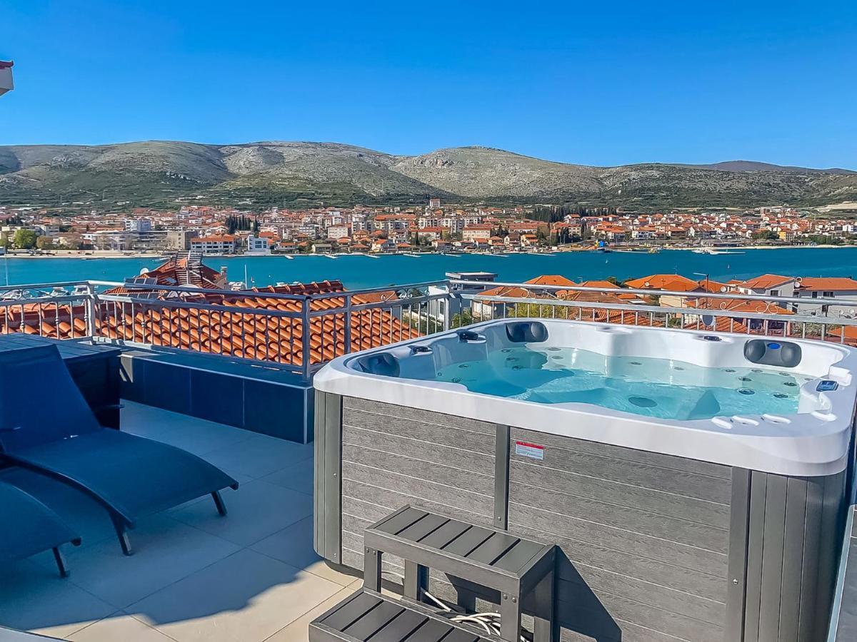 Apartments & Rooms Zaja Trogir Bagian luar foto