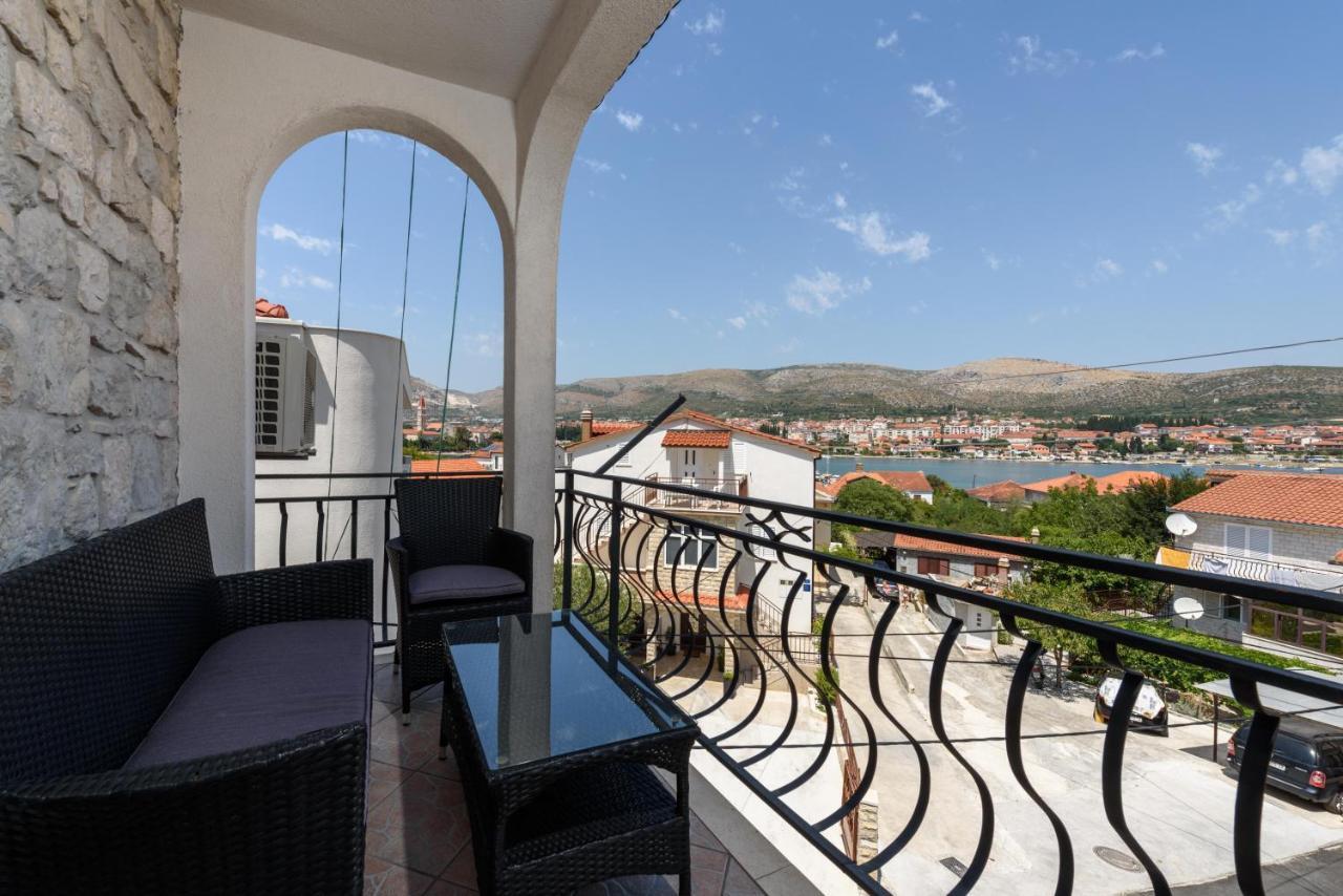 Apartments & Rooms Zaja Trogir Ruang foto