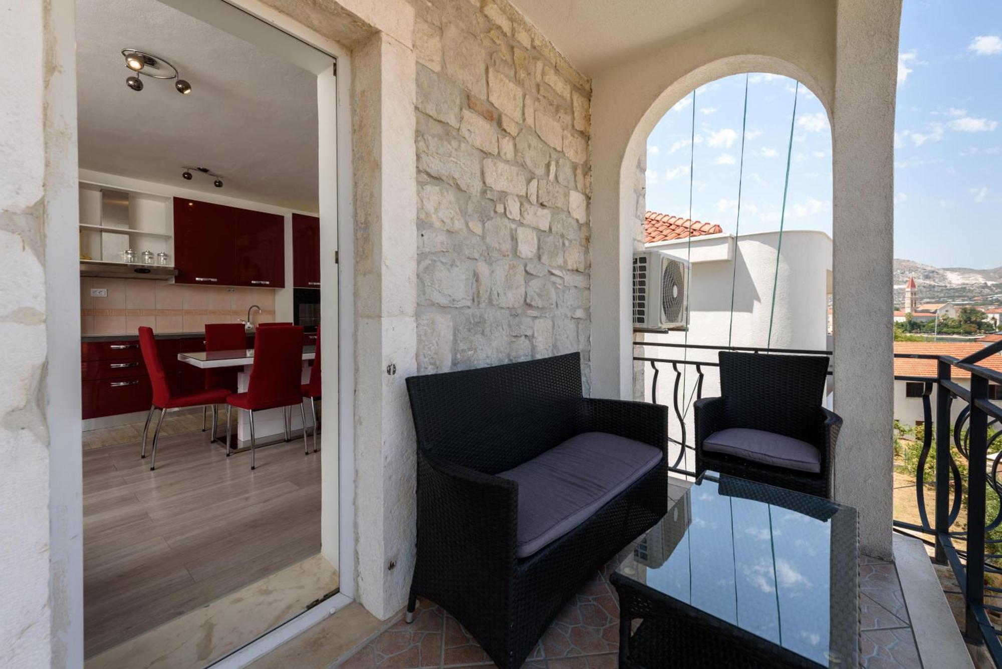 Apartments & Rooms Zaja Trogir Ruang foto